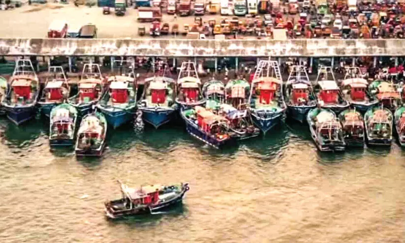 പൊന്നാനി ഹാർബർ പൊന്നാനി ഹാർബർ