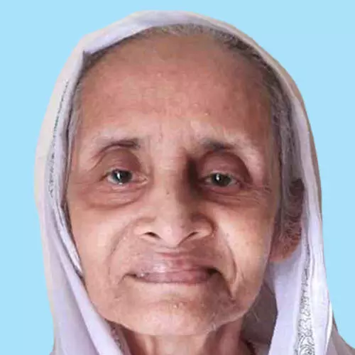 ഫാ​ത്തി​മ ബീ​ക്കു​ട്ടി ബീ​വി