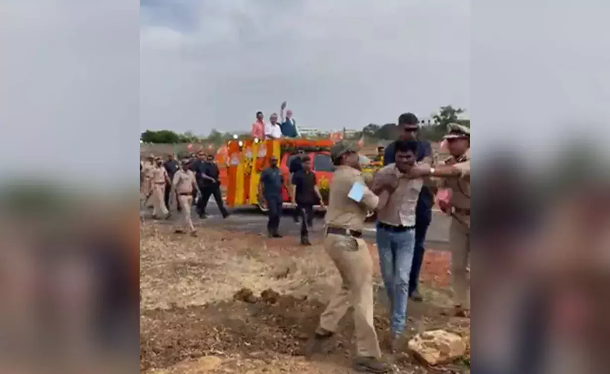 കർണാടകയിൽ പ്രധാനമന്ത്രിയുടെ വാഹനവ്യൂഹത്തിന്​ പിന്നാലെയോടി യുവാവ്​; സുരക്ഷാ വീഴ്ചയില്ലെന്ന്​ പൊലീസ്​