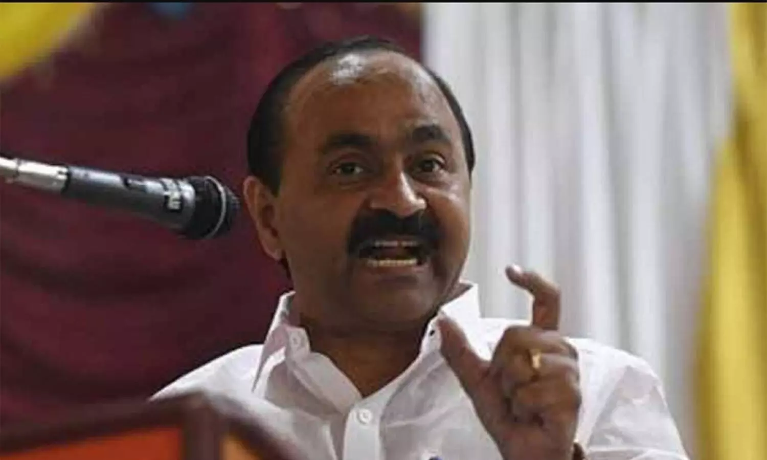 മോദിക്കും സംഘപരിവാറിനുമെതിരെ പ്രതിഷേധിക്കുമ്പോള്‍ പൊലീസിന് ഹാലിളകുന്നത് എന്തിനെന്ന് വി.ഡി സതീശൻ