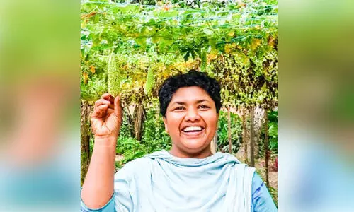 മണ്ണിൽ പൊന്ന്​ വിളയിച്ചു, യുവ കർഷകക്ക്​ അർഹതക്കുള്ള അംഗീകാരം