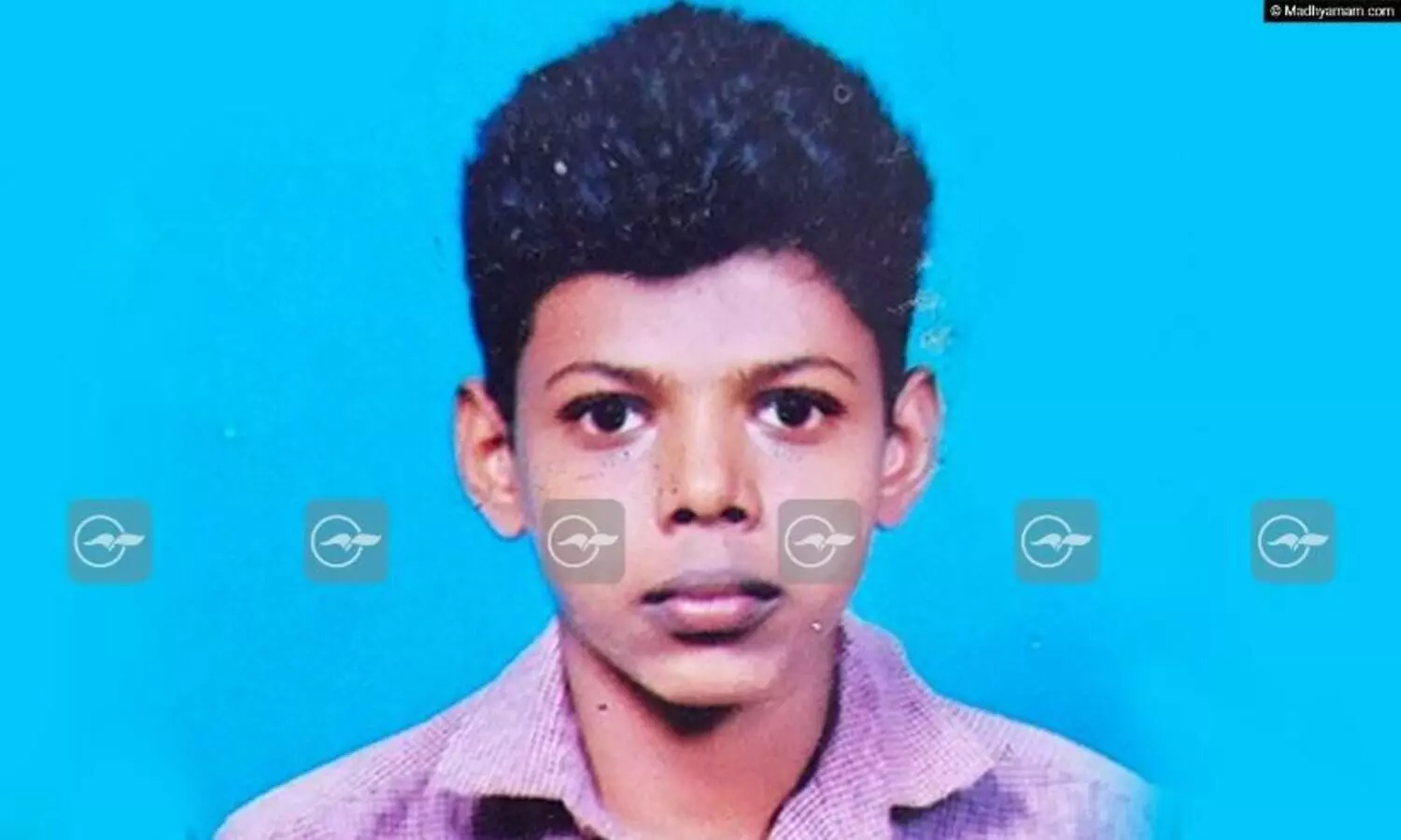 പരീക്ഷ കഴിഞ്ഞ് മടങ്ങിയ പ്ലസ് ടു വിദ്യാർഥി ബൈക്കപകടത്തിൽ മരിച്ചു