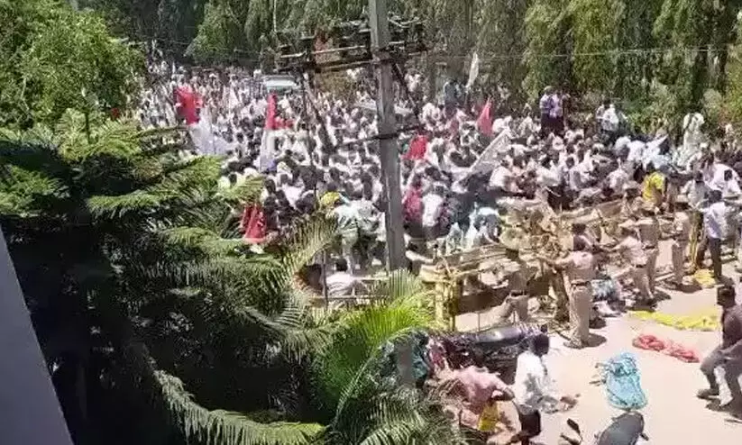 BS Yediyurappas House Attacked Amid Protests Over Reservation BS Yediyurappas House Attacked Amid Protests Over Reservation