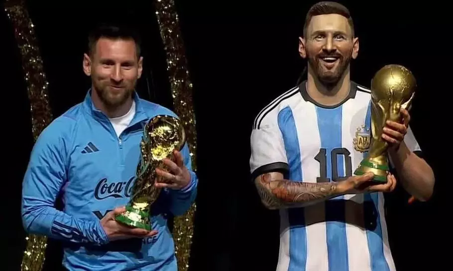 കോൺമെബോൽ മ്യൂസിയത്തിൽ പെലെക്കും മറഡോണക്കുമരികെ ലോകകപ്പുമായി മെസ്സിയും കോൺമെബോൽ മ്യൂസിയത്തിൽ പെലെക്കും മറഡോണക്കുമരികെ ലോകകപ്പുമായി മെസ്സിയും