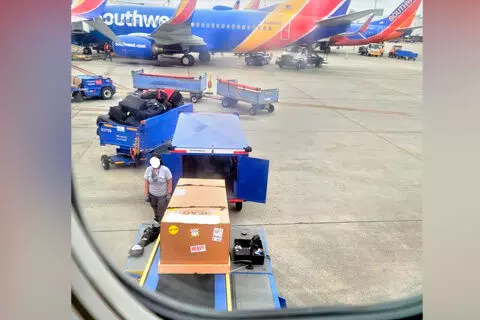 കോവിഡ് പരിശോധന:  ഇന്ത്യൻ യാത്രികർക്ക് ഇളവ്;    മൃതദേഹത്തിന് നിർബന്ധം