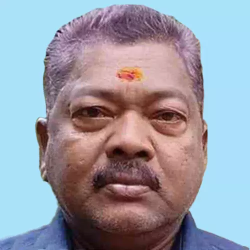 ച​ന്ദ്ര​ൻ