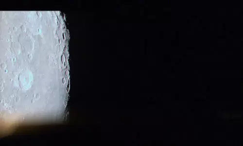 ‘റാശിദ്’ വഹിക്കുന്ന പേടകം ചന്ദ്രന്റെ ആദ്യചിത്രം അയച്ചു ‘റാശിദ്’ വഹിക്കുന്ന പേടകം ചന്ദ്രന്റെ ആദ്യചിത്രം അയച്ചു