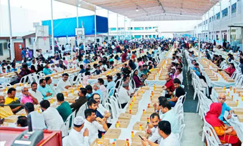 ഷാ​ർ​ജ ഇ​ന്ത്യ​ൻ അ​സോ​സി​യേ​ഷ​ൻ ഇഫ്താർ സംഗമം