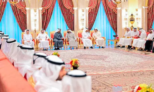 ശൈ​ഖ്​ മു​ഹ​മ്മ​ദ്​ യു.​എ.​ഇ പ്ര​സി​ഡ​ന്‍റി​ന്​ ഇ​ഫ്താ​ർ   വി​രു​ന്നൊ​രു​ക്കി