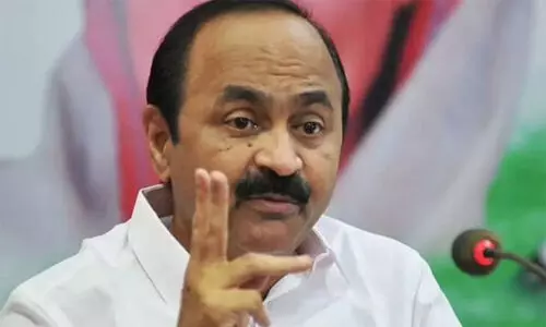 ഒരു രാഷ്ട്രീയ നേതാവും ചെയ്യാത്തതരത്തിലാണ് കെ.സുരേന്ദ്രൻ സ്ത്രീകളെ അധിക്ഷേപിച്ചതെന്ന് വി.ഡി സതീശൻ