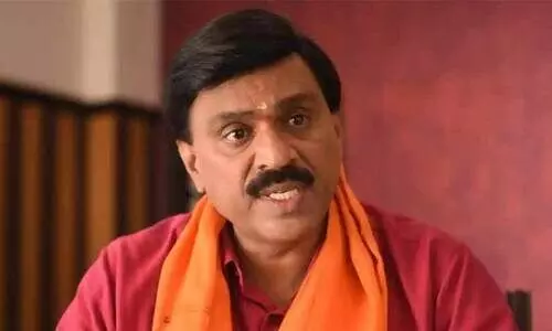 ജ​നാ​ർ​ദ​ന റെ​ഡ്ഡി​യു​ടെ പാ​ർ​ട്ടി​ക്ക്​ ചി​ഹ്​​നം ഫു​ട്​​ബാ​ൾ