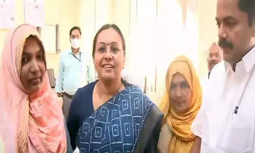 ശസ്ത്രക്രിയക്കിടെ വയറ്റില്‍ കത്രിക കുടുങ്ങിയ സംഭവം: ഹർഷിനക്ക് രണ്ട് ലക്ഷം രൂപ അനുവദിച്ചു