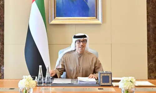 ശൈഖ് മൻസൂർ യു.എ.ഇ വൈസ് പ്രസിഡന്‍റ്, ശൈഖ് ഖാലിദ് അബൂദബി കിരീടാവകാശി