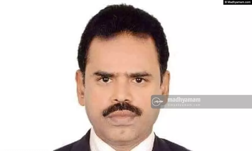 മലപ്പുറം സ്വദേശി ഹൃദയാഘാതം മൂലം ജിദ്ദയിൽ മരിച്ചു മലപ്പുറം സ്വദേശി ഹൃദയാഘാതം മൂലം ജിദ്ദയിൽ മരിച്ചു