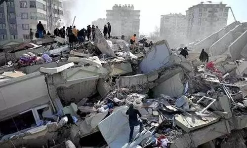 തു​ർ​ക്കി​യ ഭൂ​ക​മ്പം: താ​ൽ​ക്കാ​ലി​ക വീ​ടു​ക​ൾ പ​ണി​യു​ന്ന​തി​ന്​ ധാ​ര​ണ