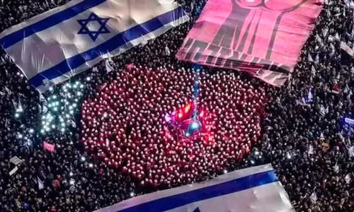 നെതന്യാഹുവിന്റെ കോട്ടകൾ തകരുന്നു