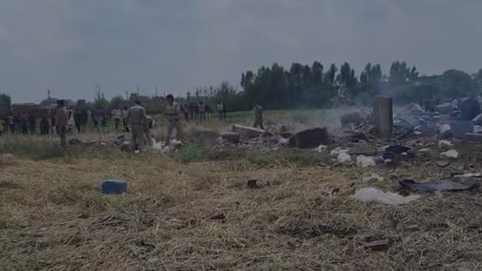 യു.പിയിൽ വീടിനുള്ളിൽ സ്ഫോടനം; നാല് പേർ കൊല്ലപ്പെട്ടു