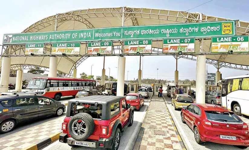 ബംഗളൂരു -മൈസൂരു അതിവേഗ പാത; ഇന്നുമുതൽ ടോൾ നിരക്കേറും ബംഗളൂരു -മൈസൂരു അതിവേഗ പാത; ഇന്നുമുതൽ ടോൾ നിരക്കേറും