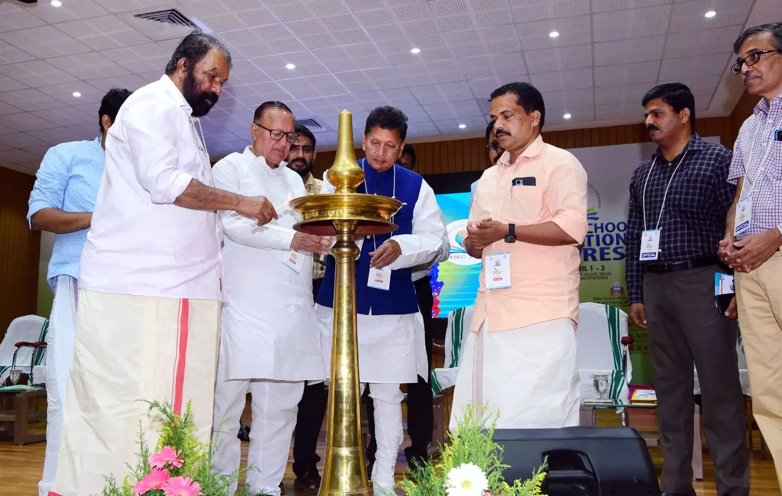 എല്ലാവർക്കും നീതിയിൽ അധിഷ്ഠിതമായ ഗുണമേന്മയുള്ള വിദ്യാഭ്യാസം ഒരുക്കുമെന്ന് വി.ശിവൻകുട്ടി എല്ലാവർക്കും നീതിയിൽ അധിഷ്ഠിതമായ ഗുണമേന്മയുള്ള വിദ്യാഭ്യാസം ഒരുക്കുമെന്ന് വി.ശിവൻകുട്ടി