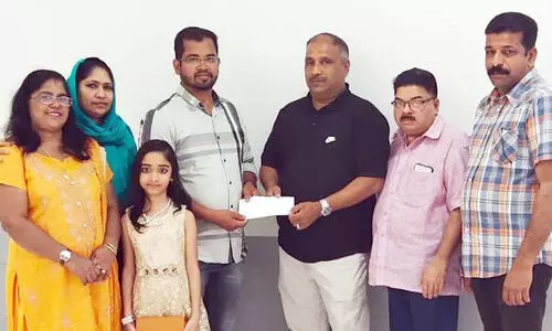 ചി​കി​ത്സാ​സ​ഹാ​യ ഫ​ണ്ട് കൈ​മാ​റി