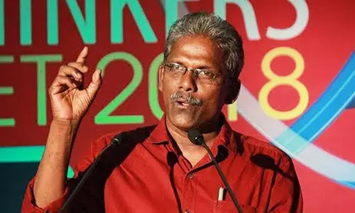 ‘‘വൈക്കം സത്യഗ്രഹത്തിൽ ഗാന്ധി ഇടപെട്ടത് കൗശലപൂർവ്വം; കേരളം കടപ്പെട്ടിരിക്കുന്നത് പെരിയാർ ഇ.വി രാമസ്വാമിയോട്’’