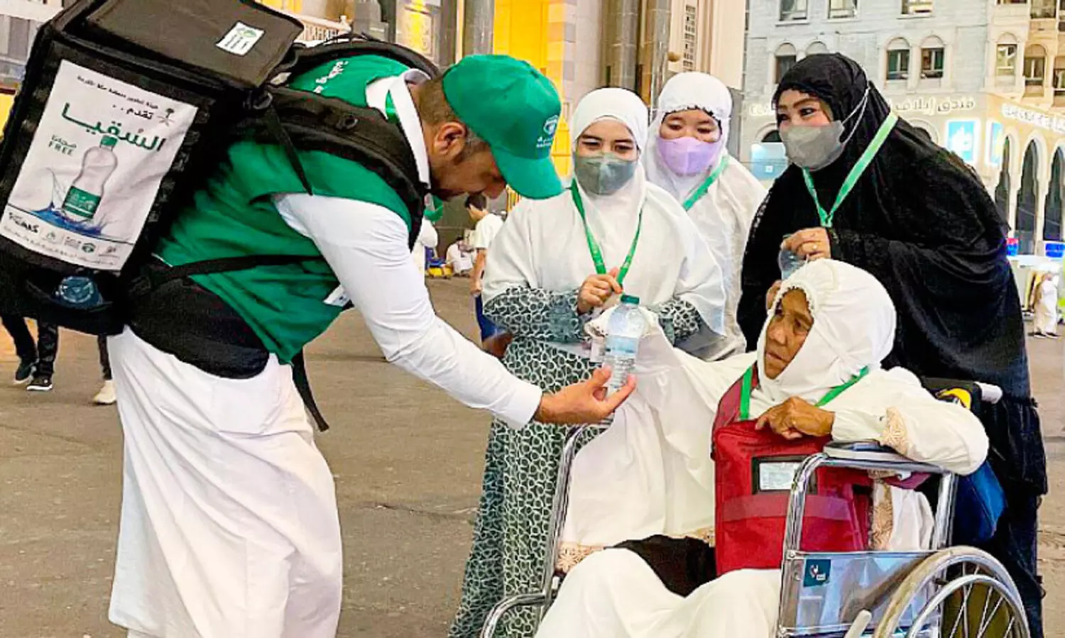 20 lakh zamzam bottles for pilgrims water