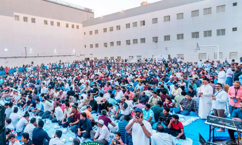 കെ.ഐ.ജി കുവൈത്ത് സംഘടിപ്പിച്ച മെഗാ ഇഫ്താർ സമ്മേളന സദസ്സ് കെ.ഐ.ജി കുവൈത്ത് സംഘടിപ്പിച്ച മെഗാ ഇഫ്താർ സമ്മേളന സദസ്സ്