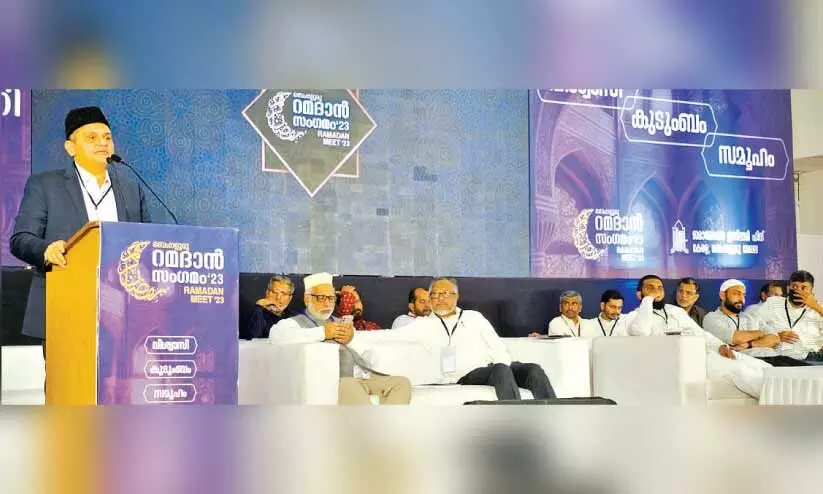 മുസ്ലിം പുരോഗതിക്കായി സംഘടനകൾ ഒറ്റക്കെട്ടായി പ്രവർത്തിക്കണം -പാണക്കാട് മുനവ്വറലി ശിഹാബ് തങ്ങൾ മുസ്ലിം പുരോഗതിക്കായി സംഘടനകൾ ഒറ്റക്കെട്ടായി പ്രവർത്തിക്കണം -പാണക്കാട് മുനവ്വറലി ശിഹാബ് തങ്ങൾ