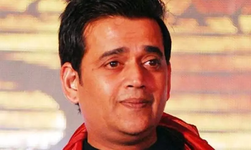 ഉറങ്ങാൻ കട്ടിൽ നിറയെ റോസാപ്പൂക്കൾ,  കുളിക്കാൻ 25 ലിറ്റർ പാൽ;  സിനിമയിൽ നിന്ന് ഒഴിവാക്കിയതിനെക്കുറിച്ച് നടനും ബി.ജെ.പി നേതാവുമായ രവി കിഷൻ