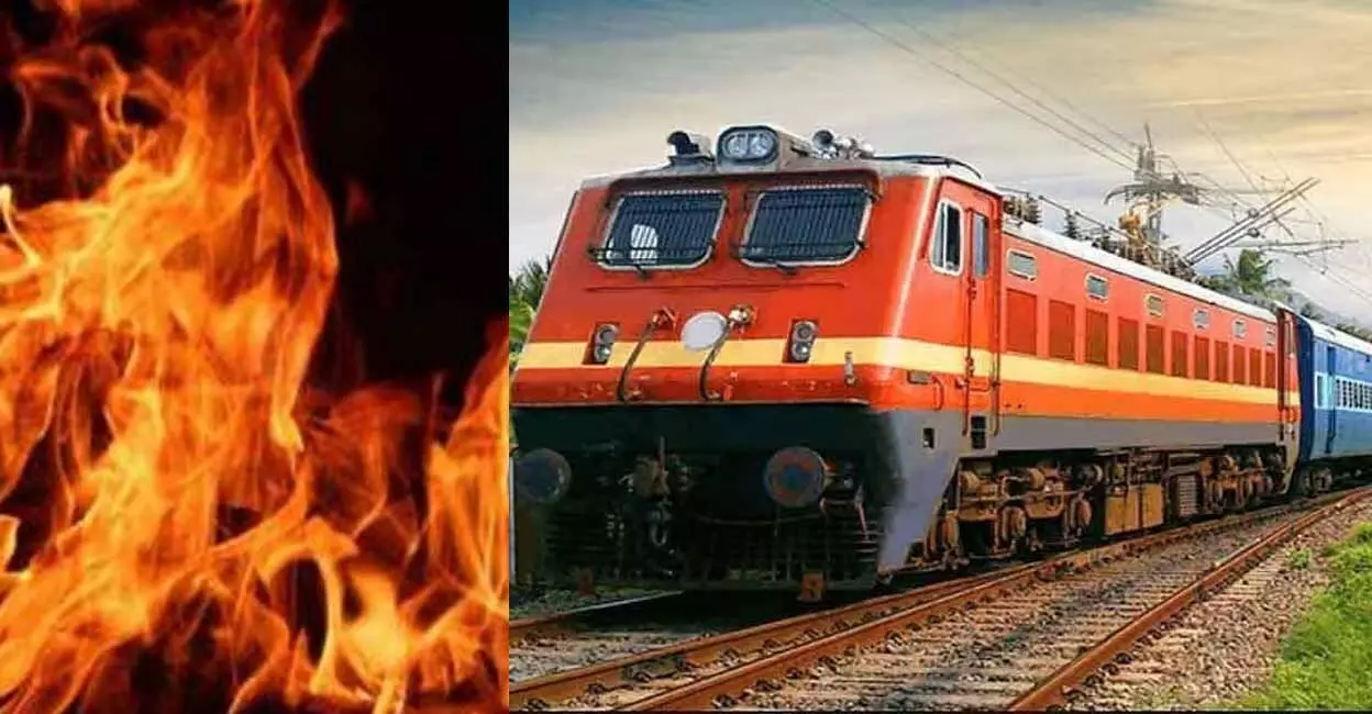 ട്രെയിനിൽ യാത്രക്കാരൻ സഹയാത്രികയെ തീ കൊളുത്തി; എട്ട് പേർക്ക് പൊള്ളലേറ്റു, രണ്ട് പേരുടെ നില ഗുരുതരം ട്രെയിനിൽ യാത്രക്കാരൻ സഹയാത്രികയെ തീ കൊളുത്തി; എട്ട് പേർക്ക് പൊള്ളലേറ്റു, രണ്ട് പേരുടെ നില ഗുരുതരം