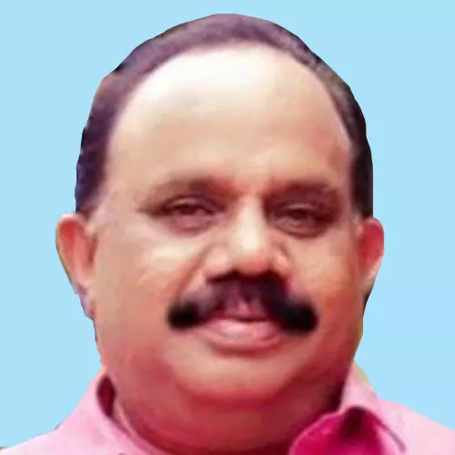 ശ​ശീ​ന്ദ്ര​ൻ
