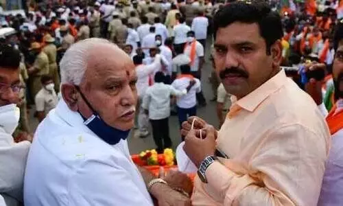 വിജയേന്ദ്ര ശിക്കാരിപുരയിൽ - യെദിയൂരപ്പ