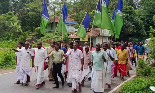 അംബേദ്ക്കർ അയ്യൻ ങ്കാളി ഛായാചിത്രങ്ങൾ  തീയിട്ട് നശിപ്പിച്ചവരെ അറസ്റ്റ് ചെയ്യണമെന്ന് കെ.പി.എം.എസ്