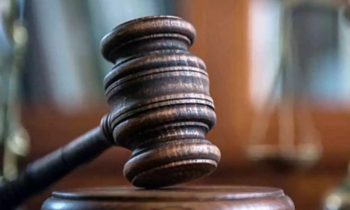 ച​ട്ട​ലം​ഘ​നം: മ​ന്ത്രി​ക്കും ബി.​ജെ.​പി നേ​താ​വി​​നുമെതി​രെ കേ​സ്​