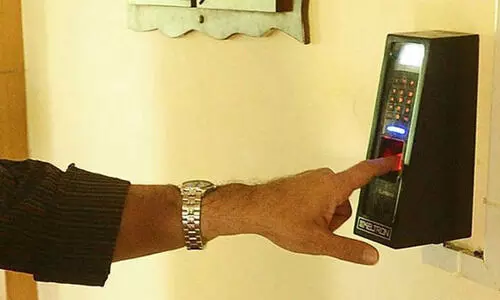 മ​ല​പ്പു​റം ക​ല​ക്ട​റേ​റ്റി​ലെ പ​ഞ്ചി​ങ്: ഏ​പ്രി​ലും വ​ന്നു, ഇനിയെന്ന് ?