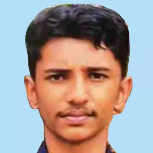 പു​ലാ​ശ്ശേ​രി​യി​ൽ ബൈ​ക്കും മി​നി ലോ​റി​യും കൂ​ട്ടി​യി​ടി​ച്ച് വി​ദ്യാ​ർ​ഥി​ക്ക് ദാ​രു​ണാ​ന്ത്യം