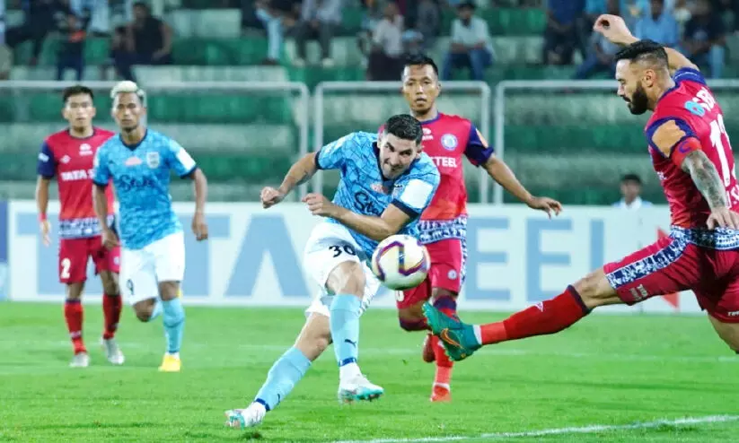 എ.എഫ്.സി ചാമ്പ്യൻസ് ലീഗിന് മുബൈ സിറ്റിക്ക് വിജയ ടിക്കറ്റ്; ജാം​ഷ​ഡ്പു​രിനെ 3-1ന് വീഴ്ത്തി