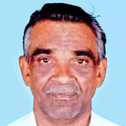 ഖാ​ദ​ർ കു​ട്ടി