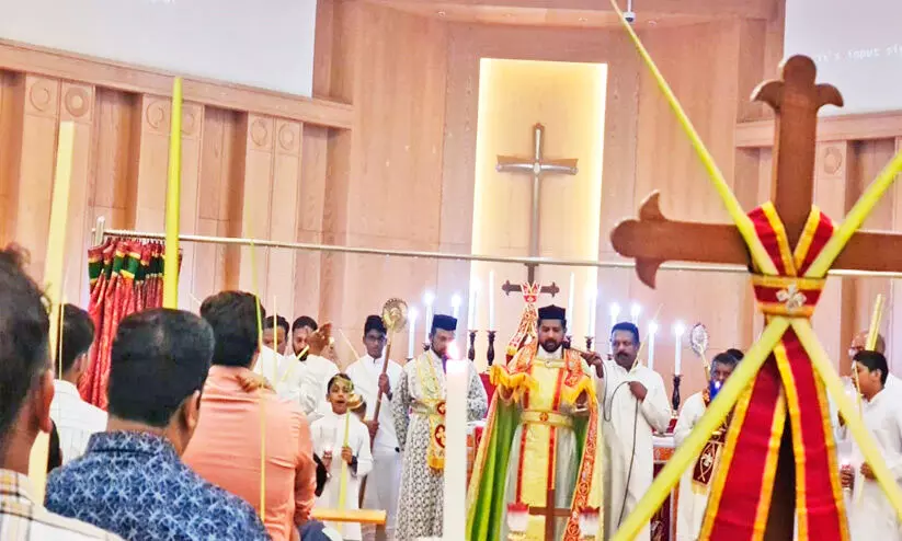 സെ​ന്‍റ് സ്റ്റീ​ഫ​ന്‍ പ​ള്ളി​യി​ല്‍ ഓ​ശാ​ന ശു​ശ്രൂ​ഷ