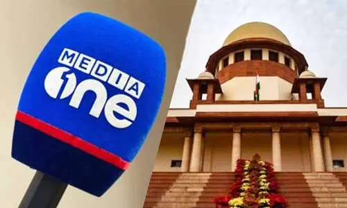 മാധ്യമങ്ങൾ സർക്കാറിന്റെ മൈക്രോഫോണല്ല മാധ്യമങ്ങൾ സർക്കാറിന്റെ മൈക്രോഫോണല്ല