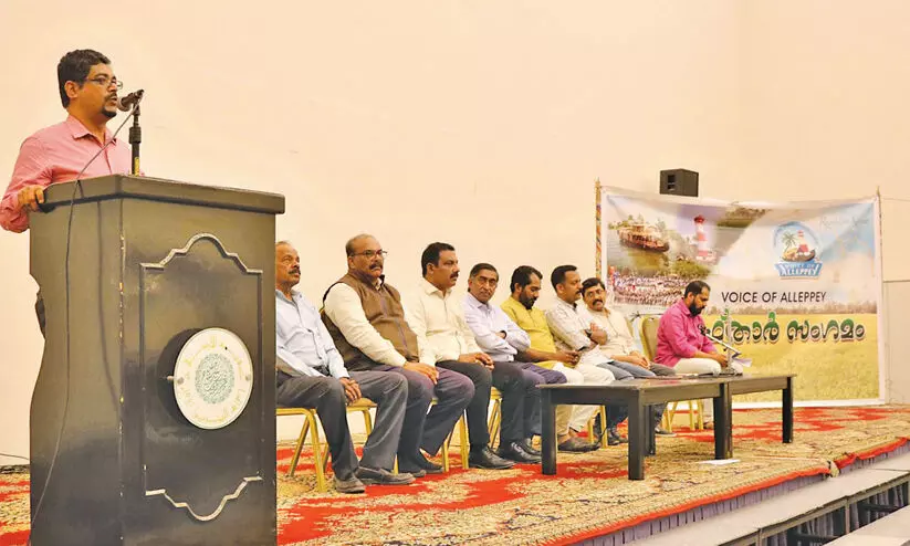 വോയ്സ് ഓഫ് ആലപ്പി ഇഫ്താർ സംഗമം വോയ്സ് ഓഫ് ആലപ്പി ഇഫ്താർ സംഗമം