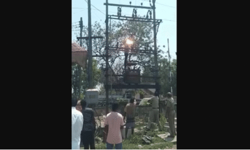 മദ്യപിച്ച് ലക്കുകെട്ട് ട്രാൻസ്‌ഫോമറിൽ കയറി; യുവാവിന് ഗുരുതര പൊള്ളലേറ്റു