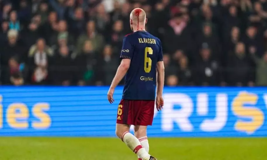 ക്ലാസനുനേരെ ‘മിസൈലാക്രമണം’: ഡച്ച് ലീഗിൽ എല്ലാ കളികളും നിർത്തിവെക്കുമെന്ന് ഭീഷണി