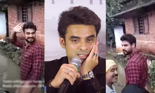 ‘പ്രളയം സ്റ്റാർ’ എന്ന വിളി ഏറെ വേദനിപ്പിച്ചു; ഞാനെന്ത് തെറ്റാണ് ചെയ്തത്’ -ടൊവിനോ തോമസ് ‘പ്രളയം സ്റ്റാർ’ എന്ന വിളി ഏറെ വേദനിപ്പിച്ചു; ഞാനെന്ത് തെറ്റാണ് ചെയ്തത്’ -ടൊവിനോ തോമസ്