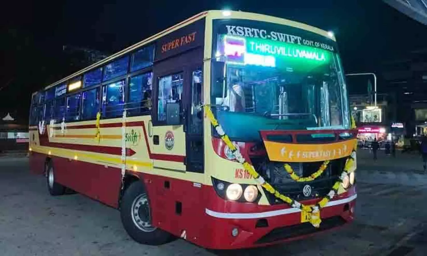 ലുക്ക് ഗംഭീരമെന്ന് ആരാധകർ; പുത്തൻ കെ.എസ്.ആർ.ടി.സി സൂപ്പർ ഫാസ്റ്റിന്‍റെ സവിശേഷതകൾ