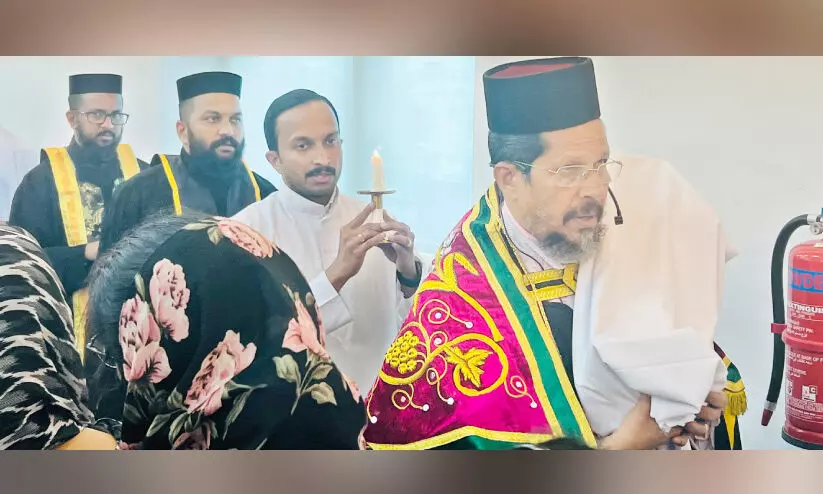 പീ​ഡാ​നു​ഭ​വ സ്മ​ര​ണ​യി​ൽ ദുഃ​ഖ​വെ​ള്ളി ആ​ച​രി​ച്ചു