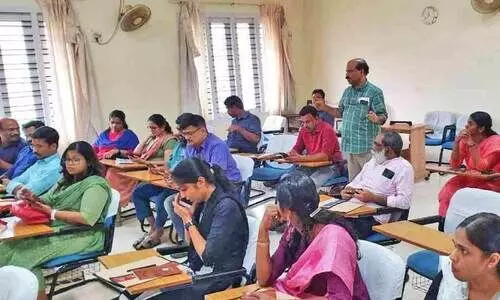 ‘ബാ​ല​പാ​ഠം’ പ​ഠി​ച്ചാ​ൽ ഇം​ഗ്ലീ​ഷി​ൽ മാ​സ്റ്റ​റാ​കാം