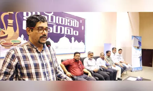 സാ​മൂ​ഹി​ക പ്ര​വ​ർ​ത്ത​ക​രു​ടെ സം​ഗ​മ​വേ​ദി​യാ​യി ഫ്ര​ൻ​ഡ്സ് ഇ​ഫ്താ​ർ