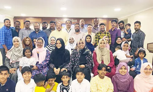 ‘പീ​സ്​ ല​വേ​ഴ്സ്​’​ഇ​ഫ്​​താ​ർ