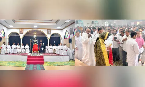 പീ​ഡാ​നു​ഭ​വ സ്മ​ര​ണ​യി​ൽ ദുഃ​ഖ​വെ​ള്ളി ആ​ച​രി​ച്ചു